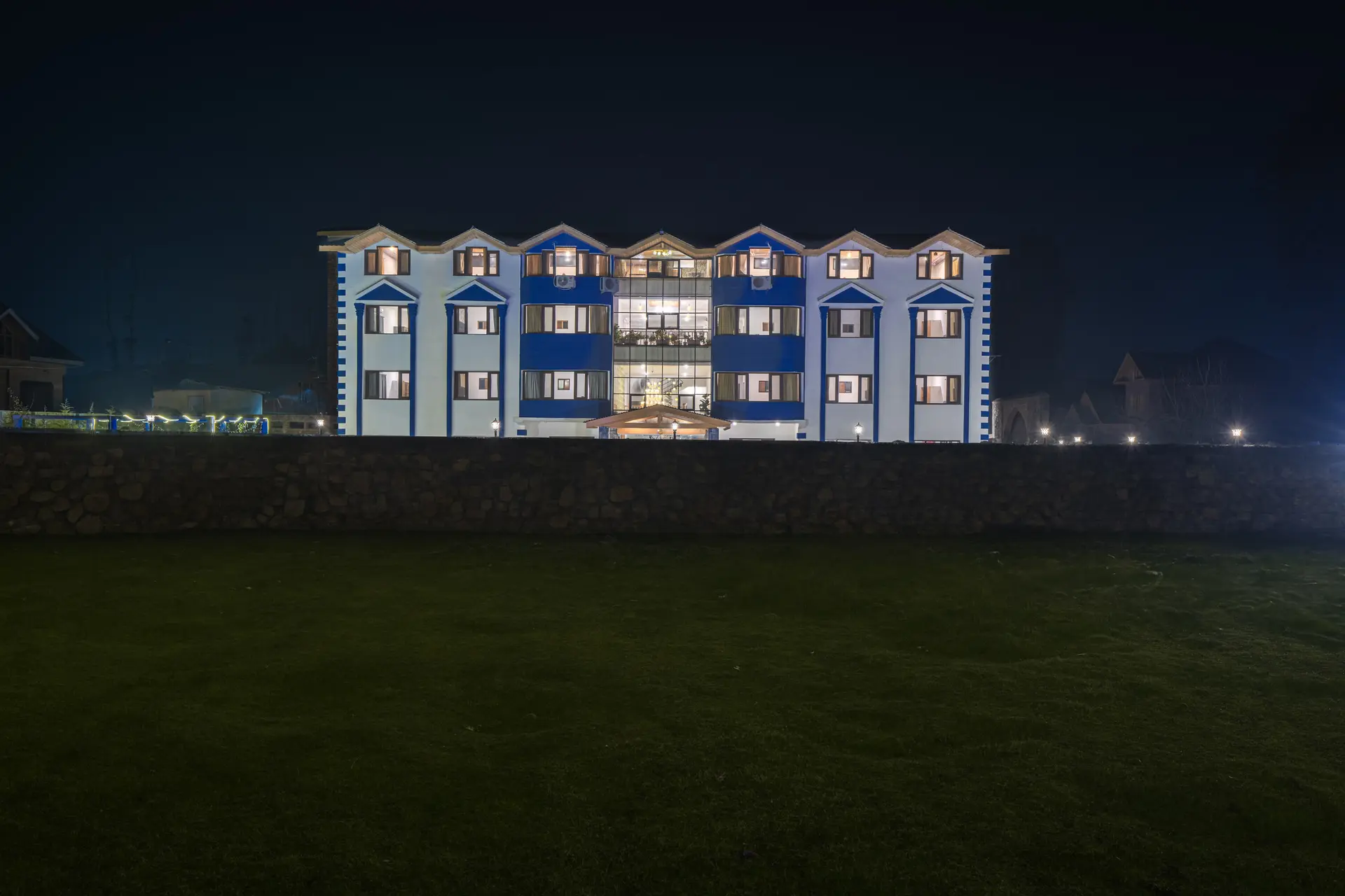 Echor Kashmir Holidays Resort Srinagar