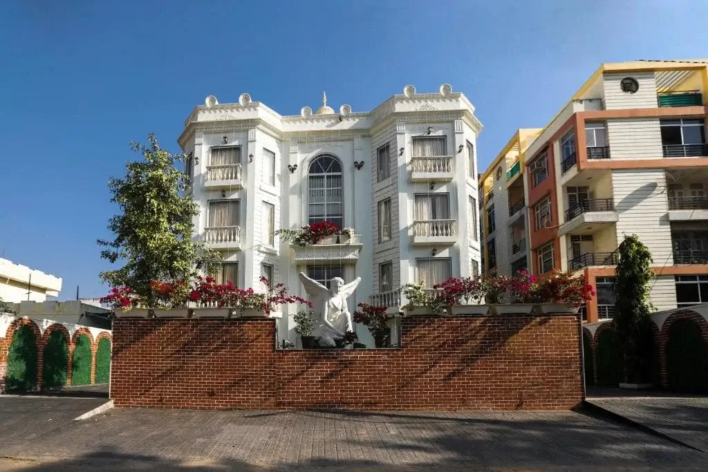 Hotel Magenta | Jaipur